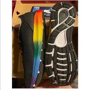 Brand new men’s Under Armour shoes